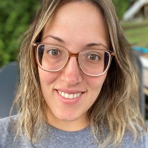 Meet your Posher, Lisa